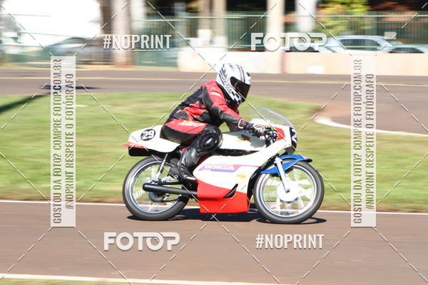 Buy your photos of the eventP na Tbua - Vintage Racing Brazil on Fotop