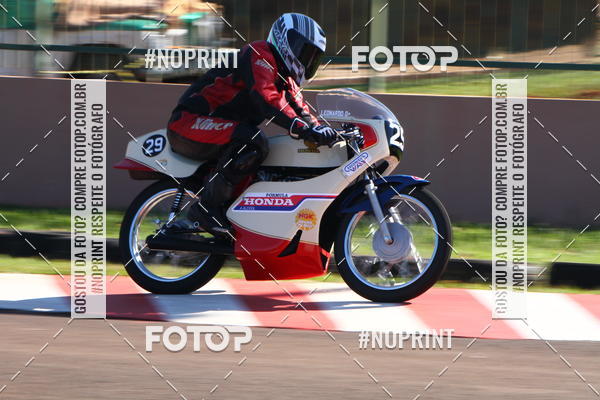 Buy your photos of the eventP na Tbua - Vintage Racing Brazil on Fotop