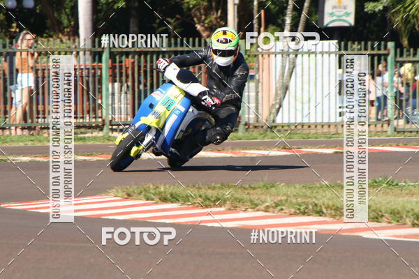 Buy your photos of the eventP na Tbua - Vintage Racing Brazil on Fotop