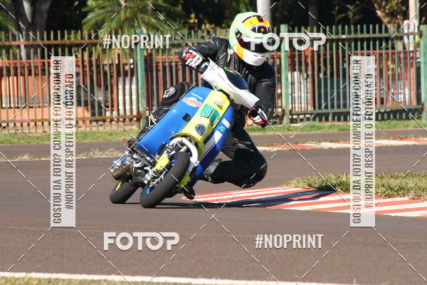 Buy your photos of the eventP na Tbua - Vintage Racing Brazil on Fotop
