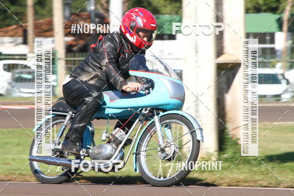 Buy your photos of the eventP na Tbua - Vintage Racing Brazil on Fotop