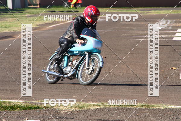 Buy your photos of the eventP na Tbua - Vintage Racing Brazil on Fotop