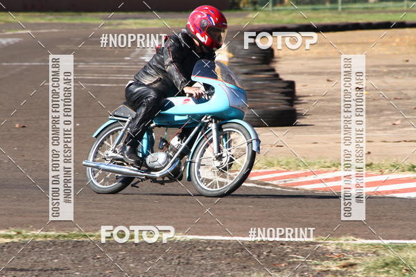 Buy your photos of the eventP na Tbua - Vintage Racing Brazil on Fotop