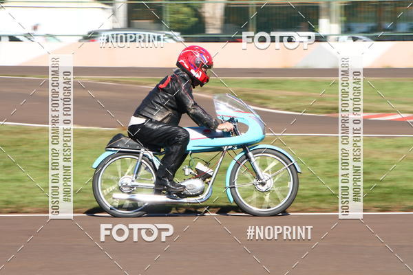 Buy your photos of the eventP na Tbua - Vintage Racing Brazil on Fotop