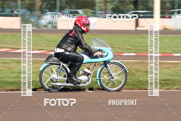 Buy your photos of the eventP na Tbua - Vintage Racing Brazil on Fotop