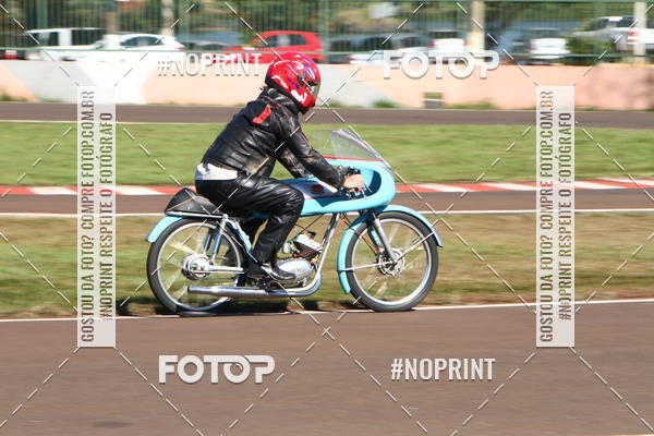 Buy your photos of the eventP na Tbua - Vintage Racing Brazil on Fotop