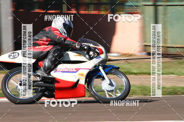 Buy your photos of the eventP na Tbua - Vintage Racing Brazil on Fotop