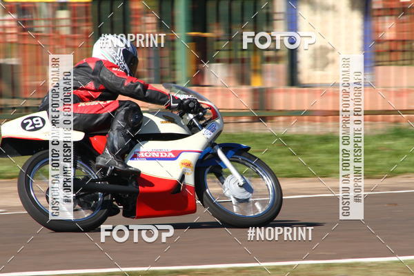 Buy your photos of the eventP na Tbua - Vintage Racing Brazil on Fotop