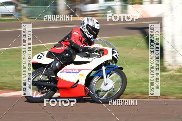 Buy your photos of the eventP na Tbua - Vintage Racing Brazil on Fotop