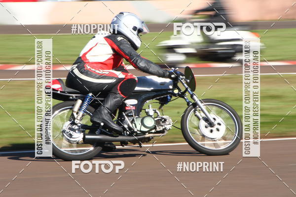 Buy your photos of the eventP na Tbua - Vintage Racing Brazil on Fotop