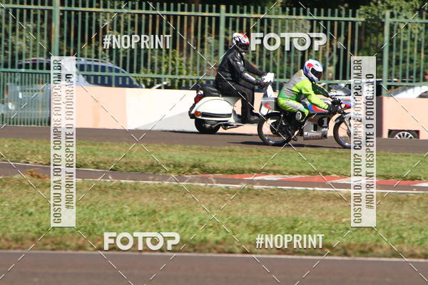 Buy your photos of the eventP na Tbua - Vintage Racing Brazil on Fotop