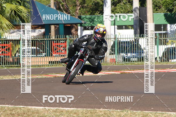 Buy your photos of the eventP na Tbua - Vintage Racing Brazil on Fotop