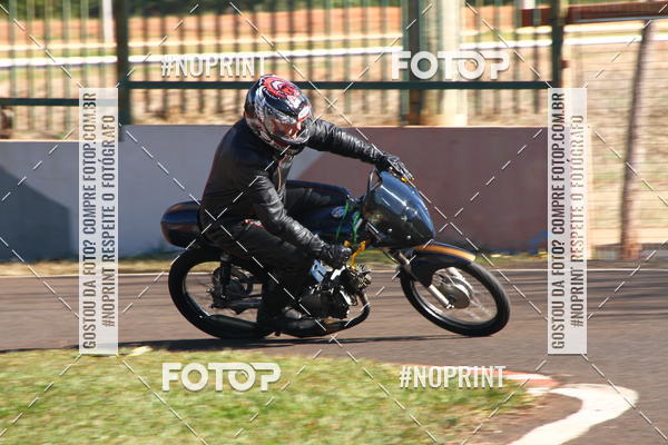 Buy your photos of the eventP na Tbua - Vintage Racing Brazil on Fotop