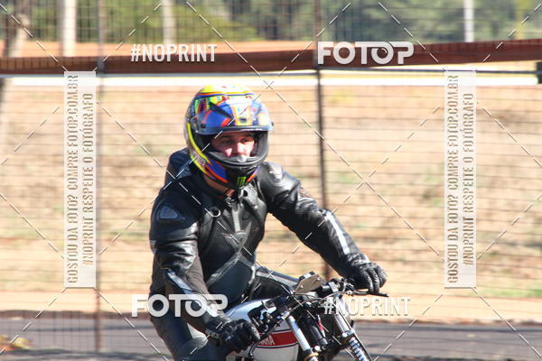 Buy your photos of the eventP na Tbua - Vintage Racing Brazil on Fotop