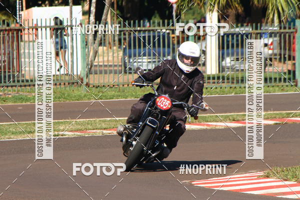 Buy your photos of the eventP na Tbua - Vintage Racing Brazil on Fotop