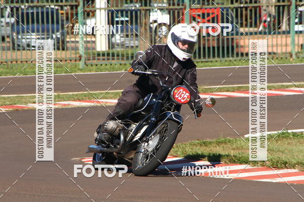 Buy your photos of the eventP na Tbua - Vintage Racing Brazil on Fotop