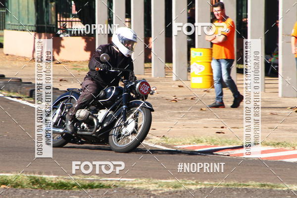 Buy your photos of the eventP na Tbua - Vintage Racing Brazil on Fotop