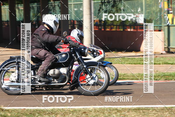 Buy your photos of the eventP na Tbua - Vintage Racing Brazil on Fotop