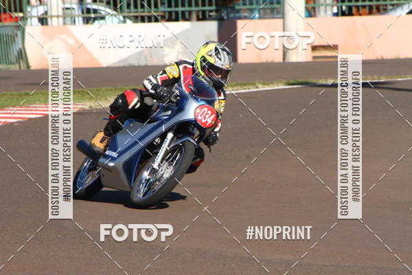 Buy your photos of the eventP na Tbua - Vintage Racing Brazil on Fotop