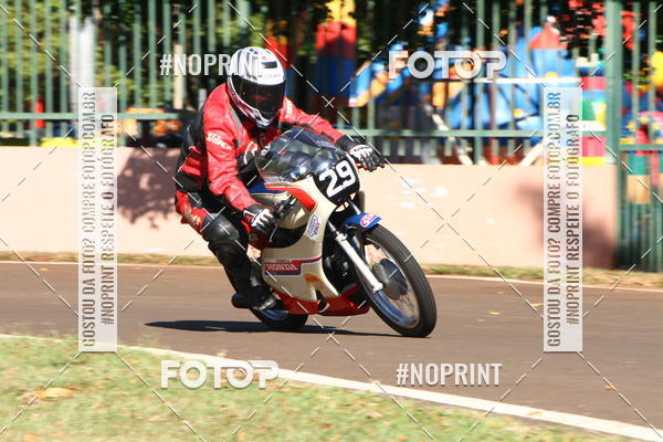 Buy your photos of the eventP na Tbua - Vintage Racing Brazil on Fotop