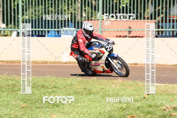 Buy your photos of the eventP na Tbua - Vintage Racing Brazil on Fotop