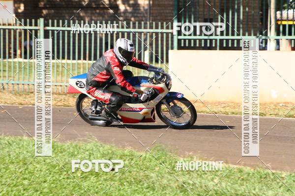 Buy your photos of the eventP na Tbua - Vintage Racing Brazil on Fotop