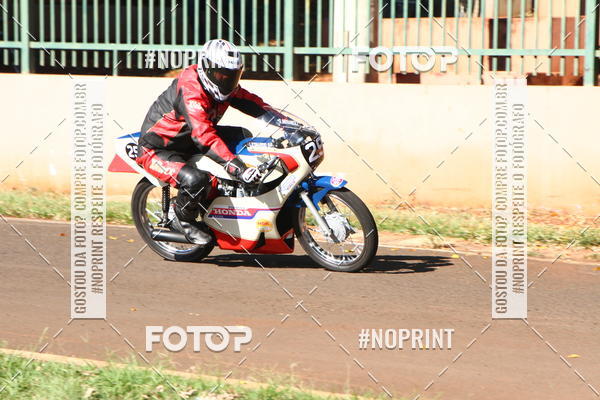 Buy your photos of the eventP na Tbua - Vintage Racing Brazil on Fotop