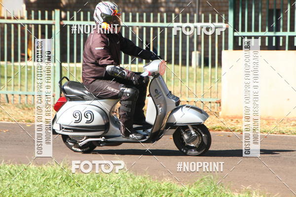 Buy your photos of the eventP na Tbua - Vintage Racing Brazil on Fotop