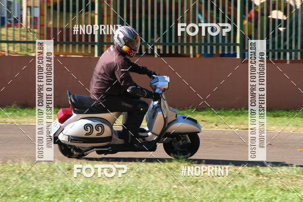 Buy your photos of the eventP na Tbua - Vintage Racing Brazil on Fotop