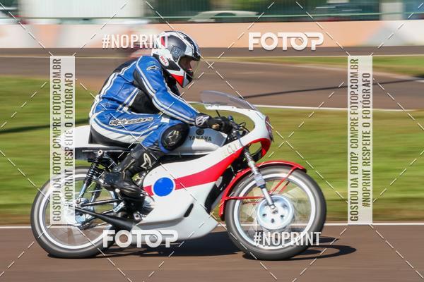 Buy your photos of the eventP na Tbua - Vintage Racing Brazil on Fotop