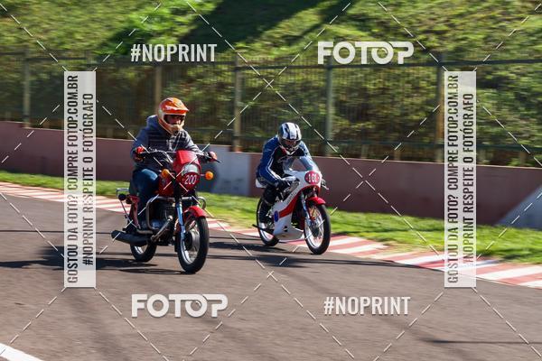 Buy your photos of the eventP na Tbua - Vintage Racing Brazil on Fotop