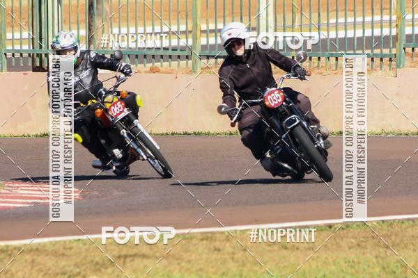 Buy your photos of the eventP na Tbua - Vintage Racing Brazil on Fotop