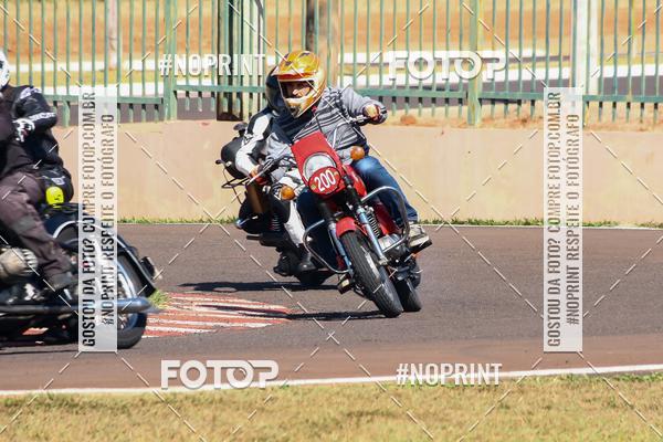 Buy your photos of the eventP na Tbua - Vintage Racing Brazil on Fotop