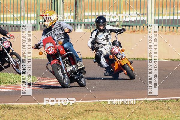 Buy your photos of the eventP na Tbua - Vintage Racing Brazil on Fotop