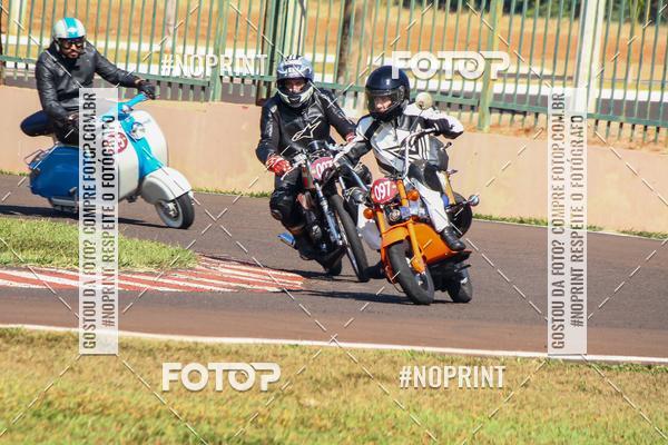 Buy your photos of the eventP na Tbua - Vintage Racing Brazil on Fotop