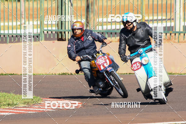 Buy your photos of the eventP na Tbua - Vintage Racing Brazil on Fotop