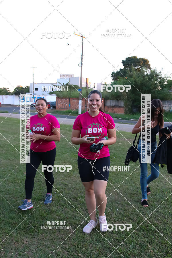 Compre as suas fotos do eventoNOITE DAS MULHERES - Passo a passo no Fotop
