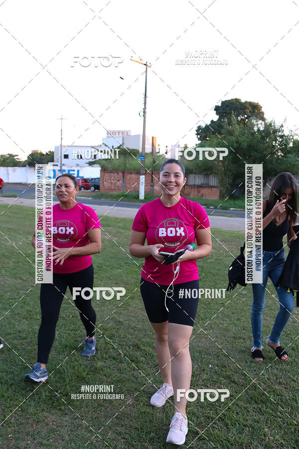 Compre as suas fotos do eventoNOITE DAS MULHERES - Passo a passo no Fotop