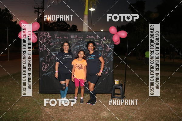 Compre suas fotos do eventoNOITE DAS MULHERES - Passo a passo no Fotop