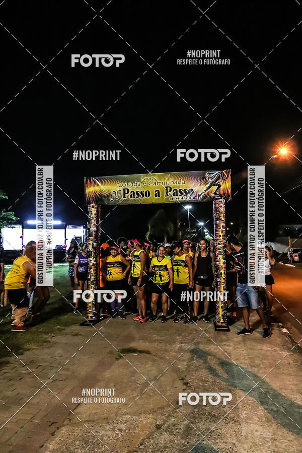 Compre as suas fotos do eventoNOITE DAS MULHERES - Passo a passo no Fotop