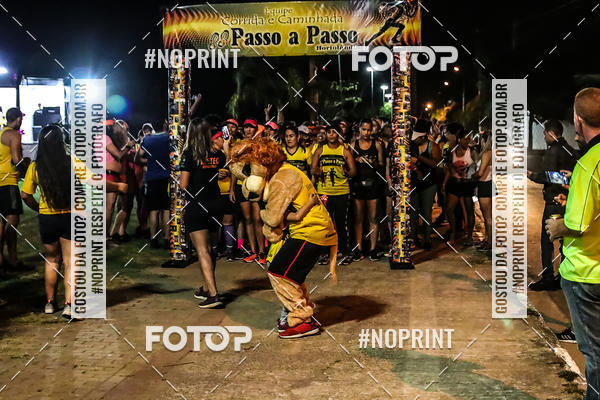 Compre as suas fotos do eventoNOITE DAS MULHERES - Passo a passo no Fotop