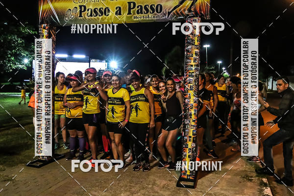 Compre as suas fotos do eventoNOITE DAS MULHERES - Passo a passo no Fotop