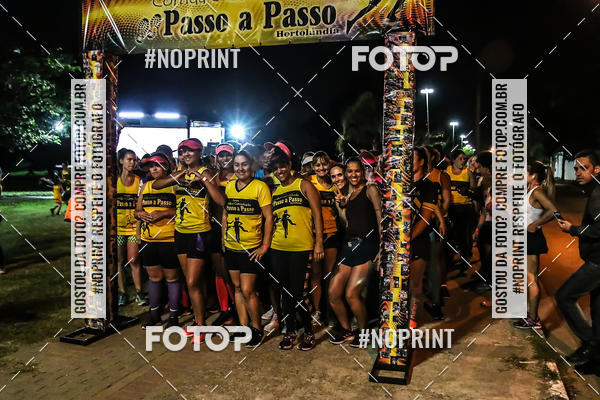Compre as suas fotos do eventoNOITE DAS MULHERES - Passo a passo no Fotop
