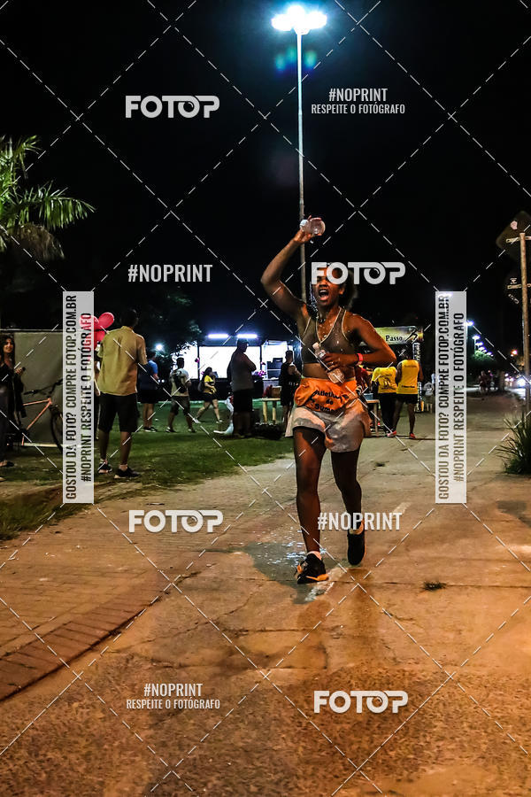 Compre as suas fotos do eventoNOITE DAS MULHERES - Passo a passo no Fotop