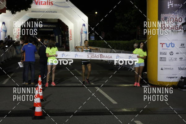 Buy your photos of the eventCORRIDA S�O JO�O BRAGA 2019 on Fotop