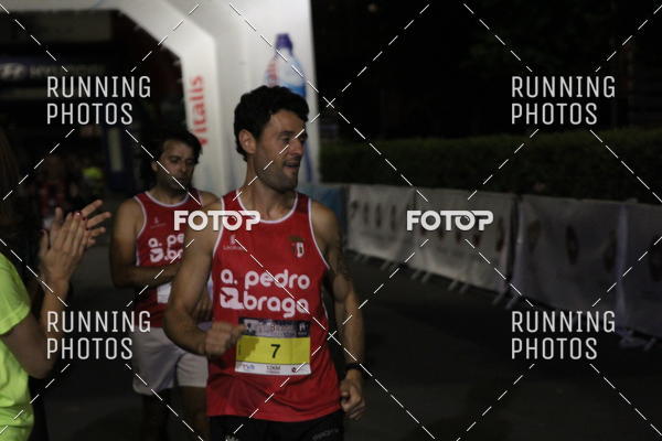 Buy your photos of the eventCORRIDA S�O JO�O BRAGA 2019 on Fotop