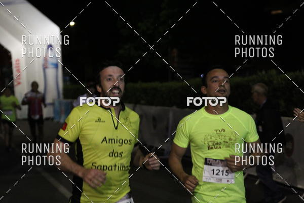 Buy your photos of the eventCORRIDA S�O JO�O BRAGA 2019 on Fotop