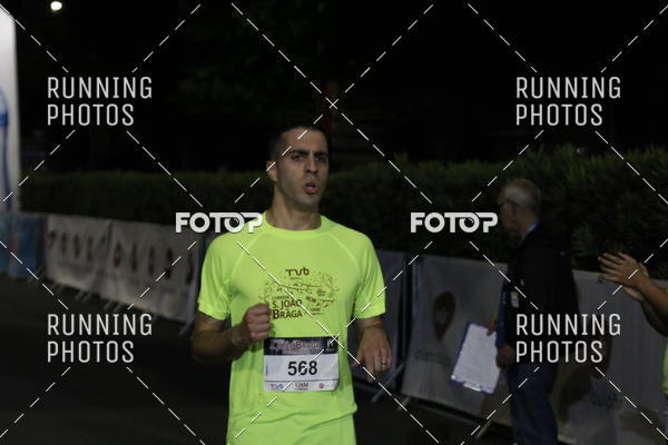 Buy your photos of the eventCORRIDA S�O JO�O BRAGA 2019 on Fotop