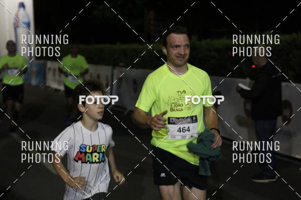 Buy your photos of the eventCORRIDA S�O JO�O BRAGA 2019 on Fotop