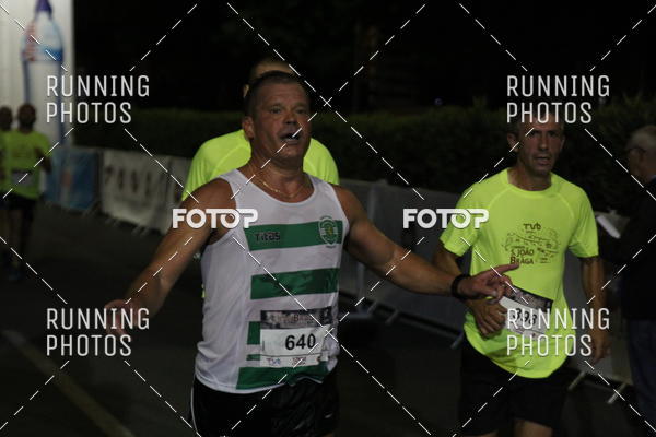 Buy your photos of the eventCORRIDA S�O JO�O BRAGA 2019 on Fotop